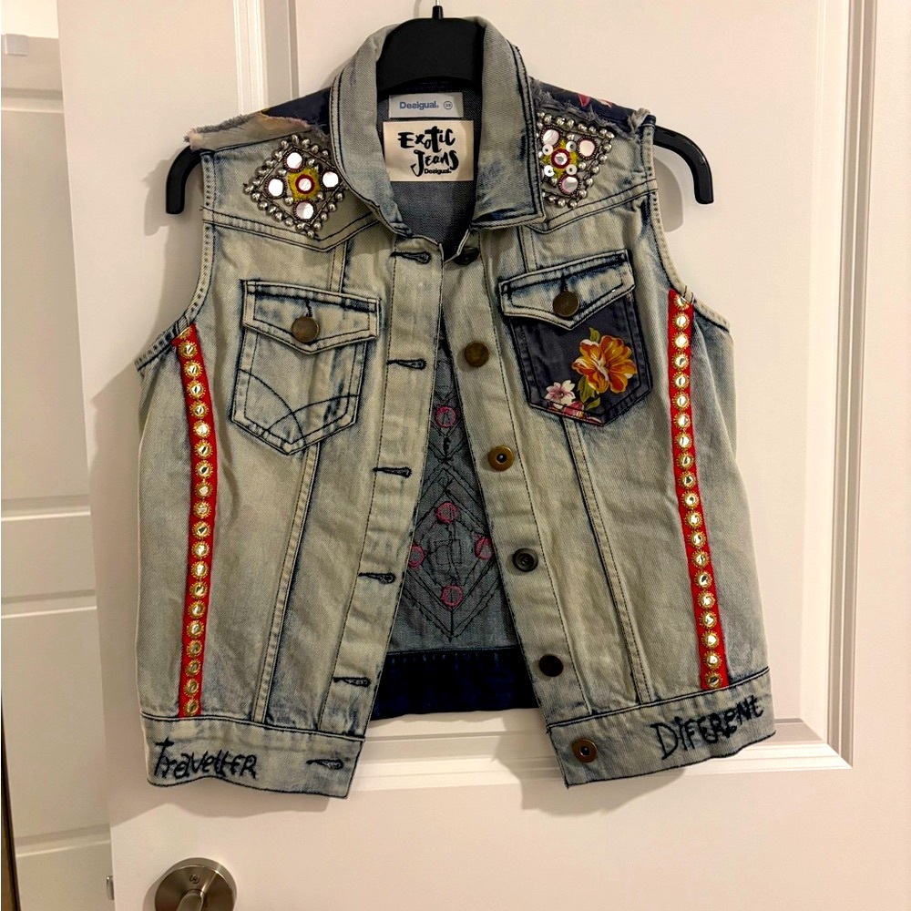 Desigual Exotic Jeans Denim Vest( like new condition)